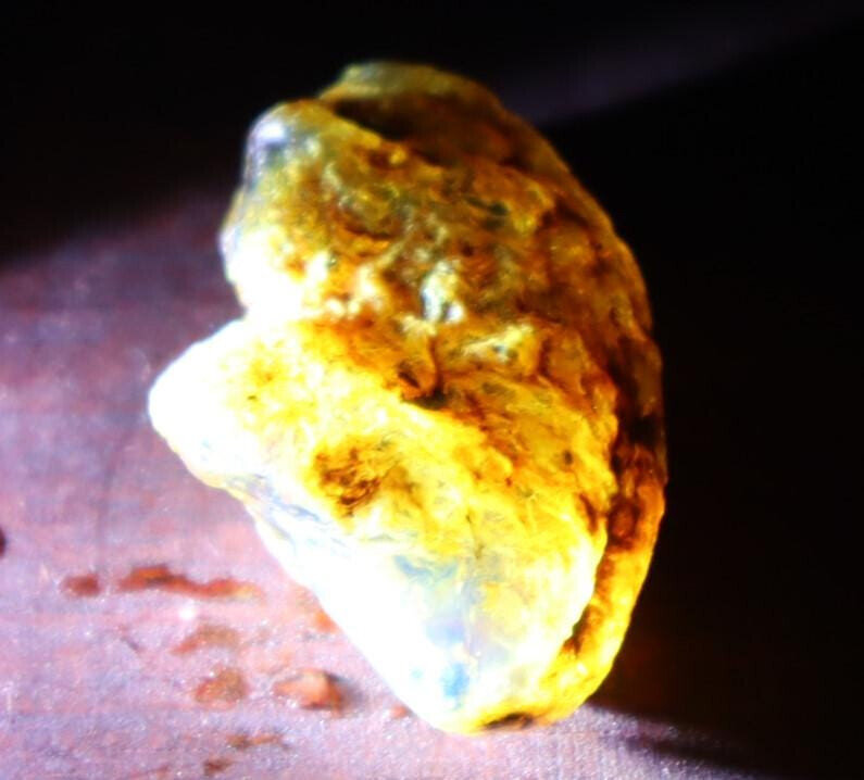 Exquisite Natural Dominican Crystal Clear Sky Blue Amber Rough Specimen 43mm 8g – photo 7