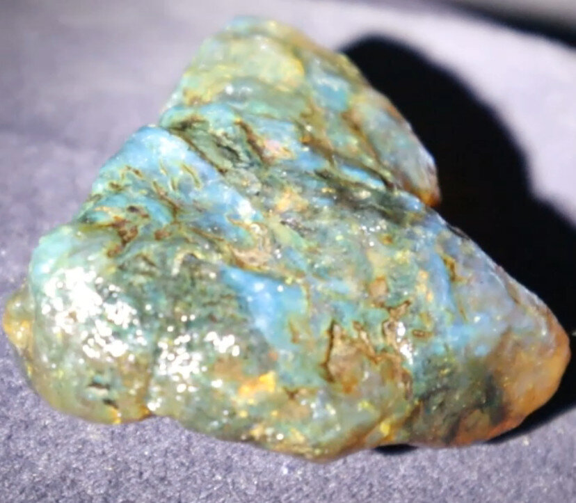 Beautiful Natural Dominican Clear Green Blue Amber Rough Specimen 53mm 31g – photo 9
