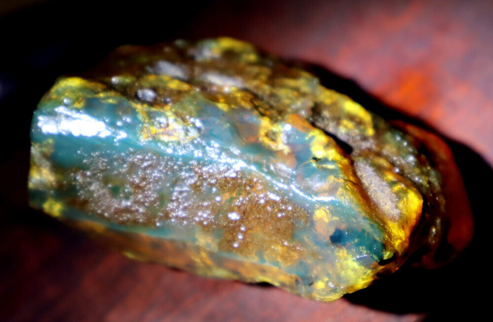 Finest Natural Dominican Crystal Clear Light Blue Amber Rough Specimen 68mm 41g – photo 10