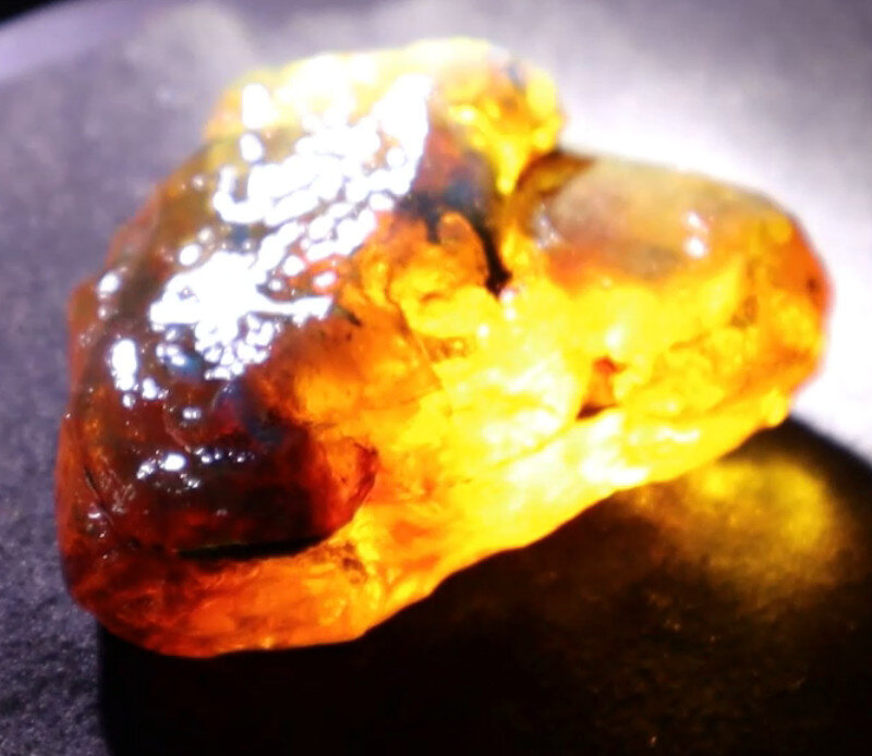 Exquisite Natural Dominican Clear Orange Blue Amber Rough Specimen 50mm 24g – photo 5