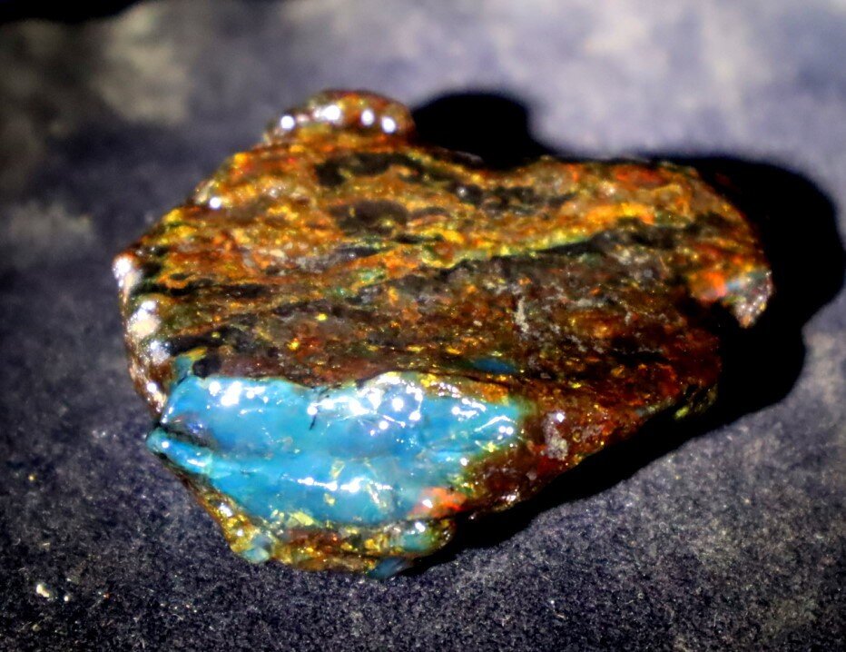 Impressive Natural Dominican Clear Volcanic Blue Amber Rough Specimen 51mm 17.2g – photo 5