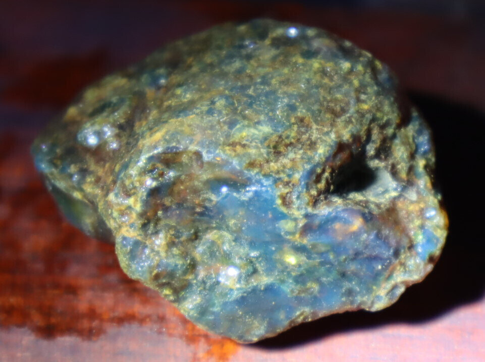 Beautiful Natural Dominican Clear Deep Blue Amber Rough Specimen 45mm 15.3g – photo 8