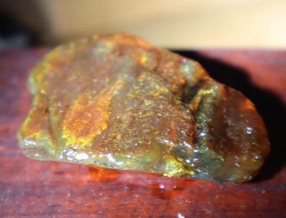 Fine Natural Dominican Crystal Clear Orange Green Amber Rough Specimen 54mm 15g – photo 4