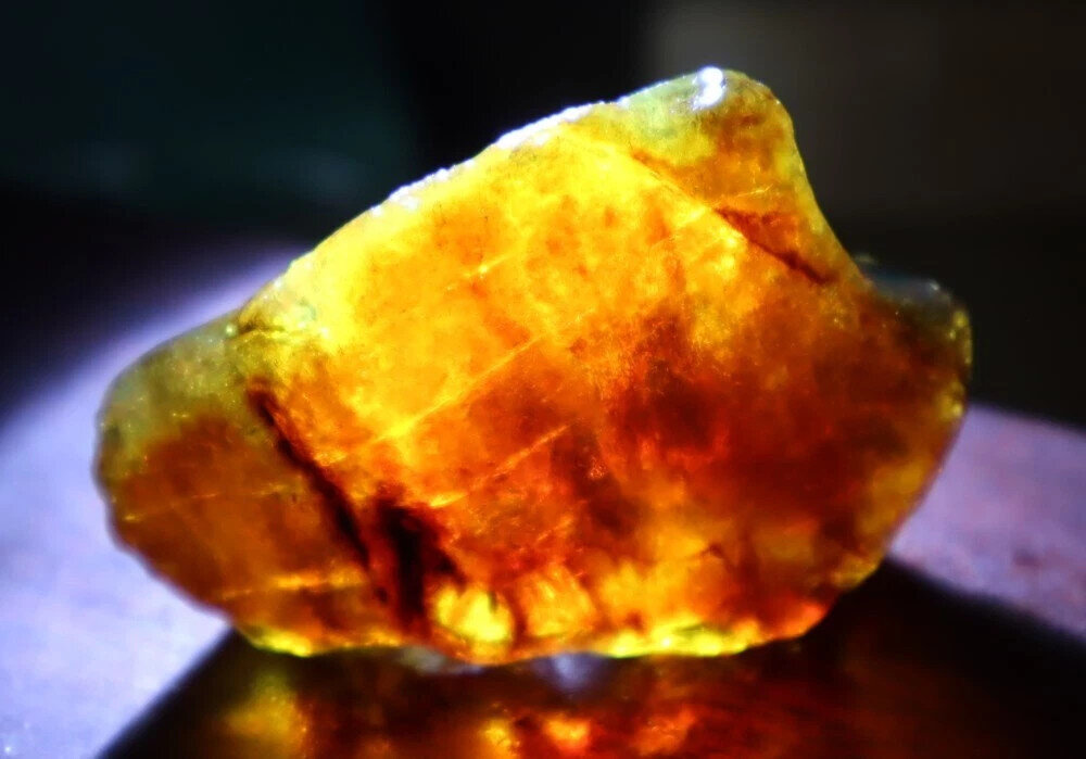 Fine Natural Dominican Crystal Clear Orange Green Amber Rough Specimen 54mm 15g – photo 5