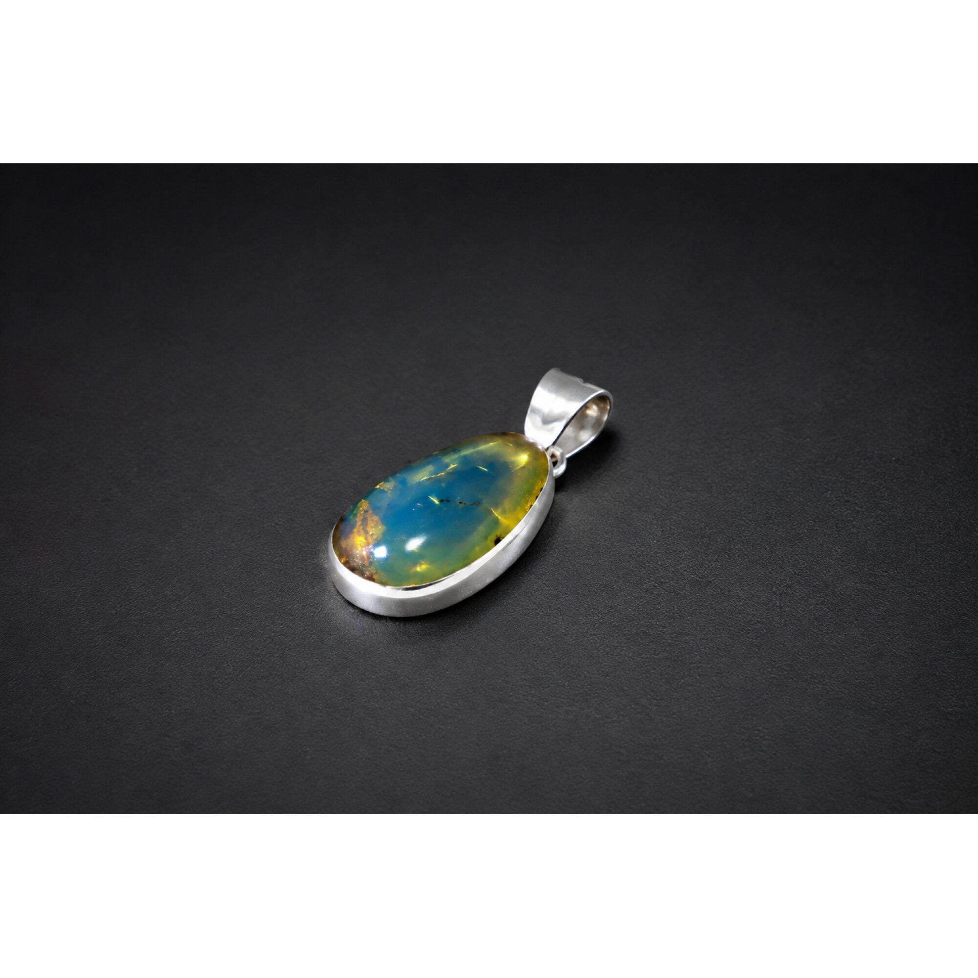 Handcrafted Excellence Clear Sky Blue 925 Sterling Silver Dominican Amber Pendant – photo 2
