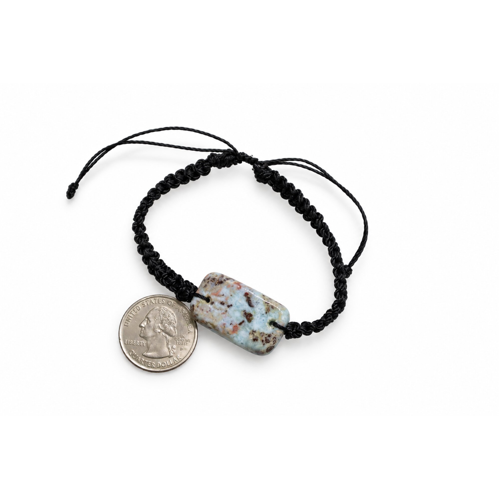 Artisan made red blue Dominican Larimar macrame bracelet 29mm – photo 2