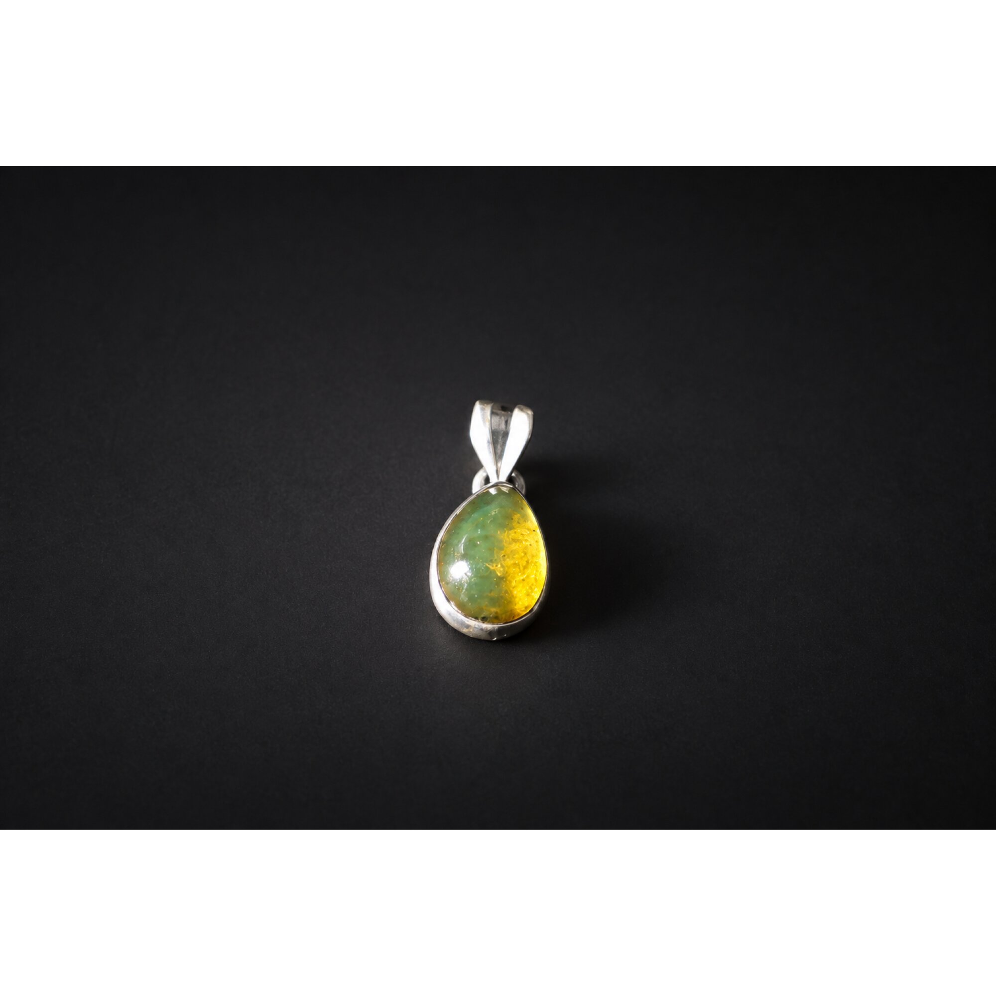 Hand finished dark yellow Dominican amber sterling silver pendant 24mm – photo 3