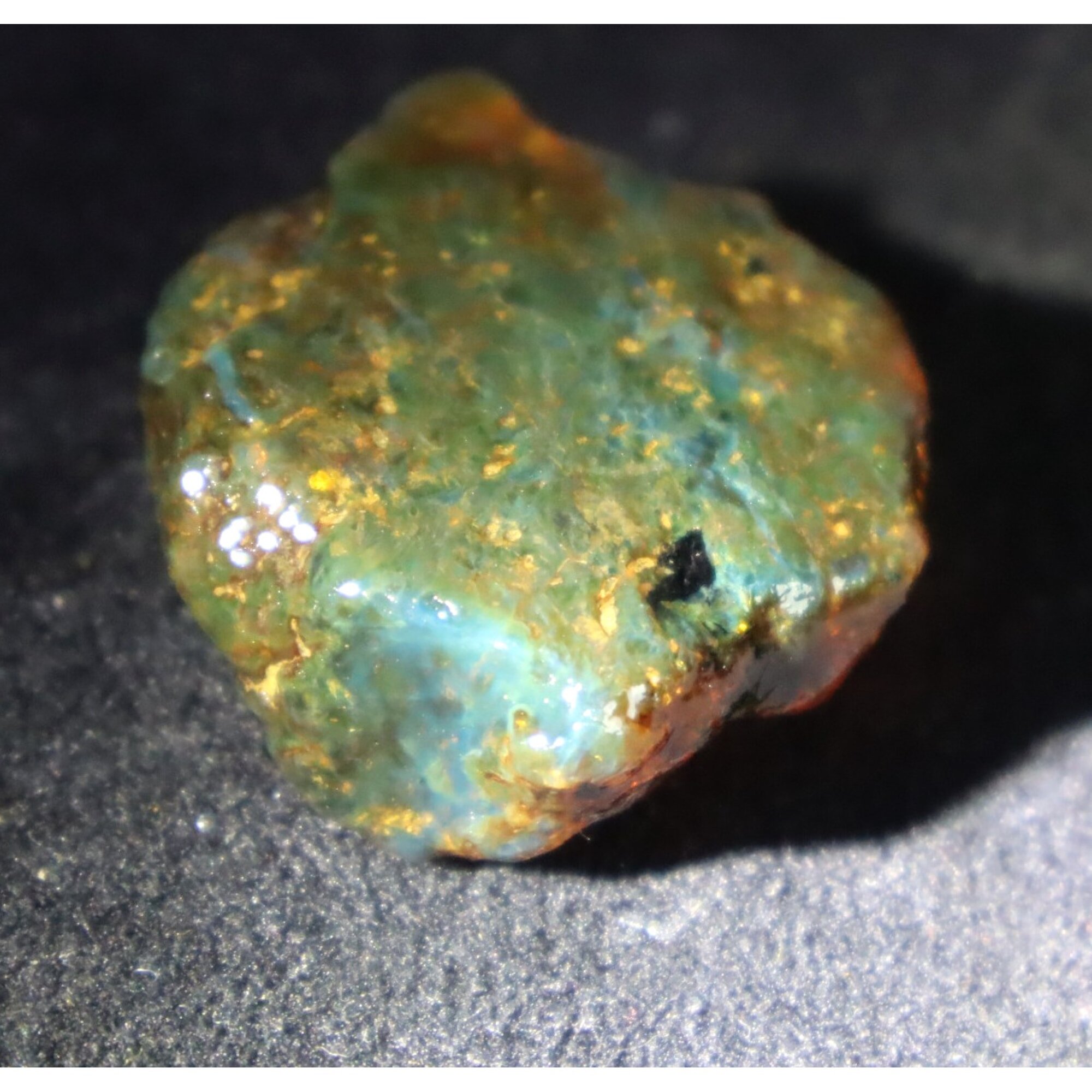 Real green blue rough specimen Dominican amber 42mm – photo 4