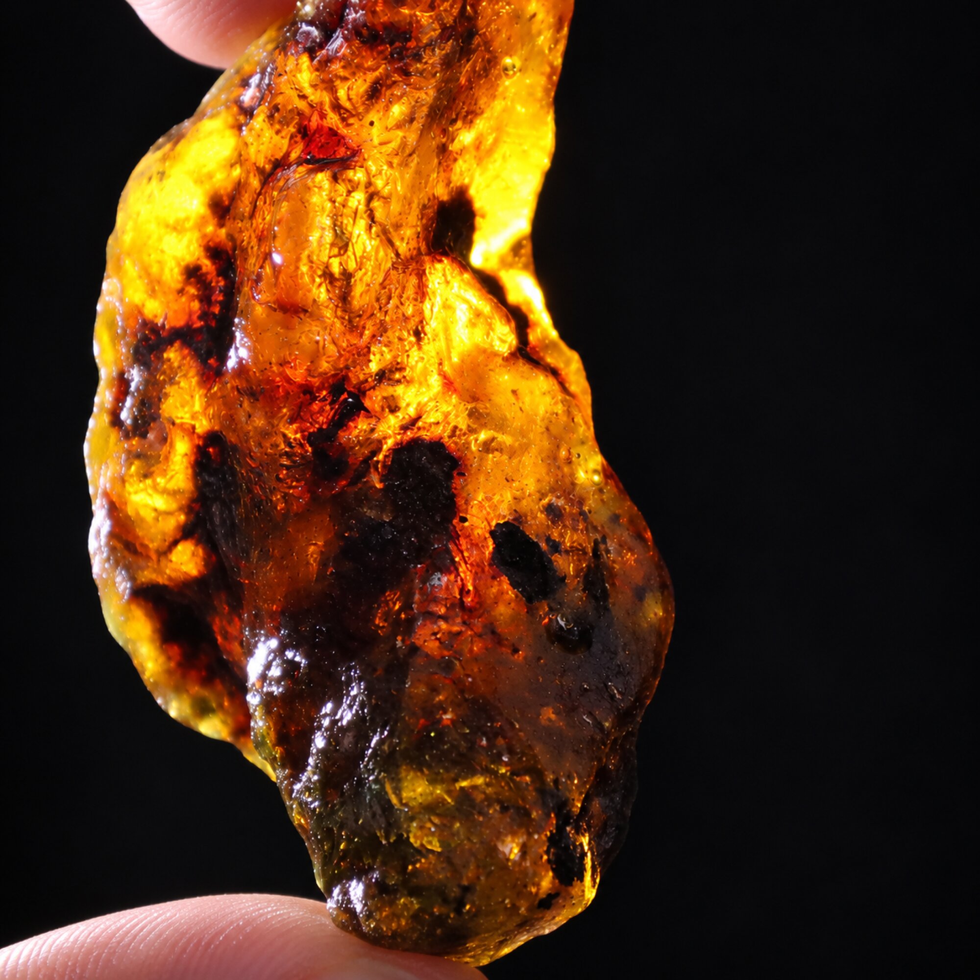 Earth mined green blue rough specimen Dominican amber 39.7g – photo 13