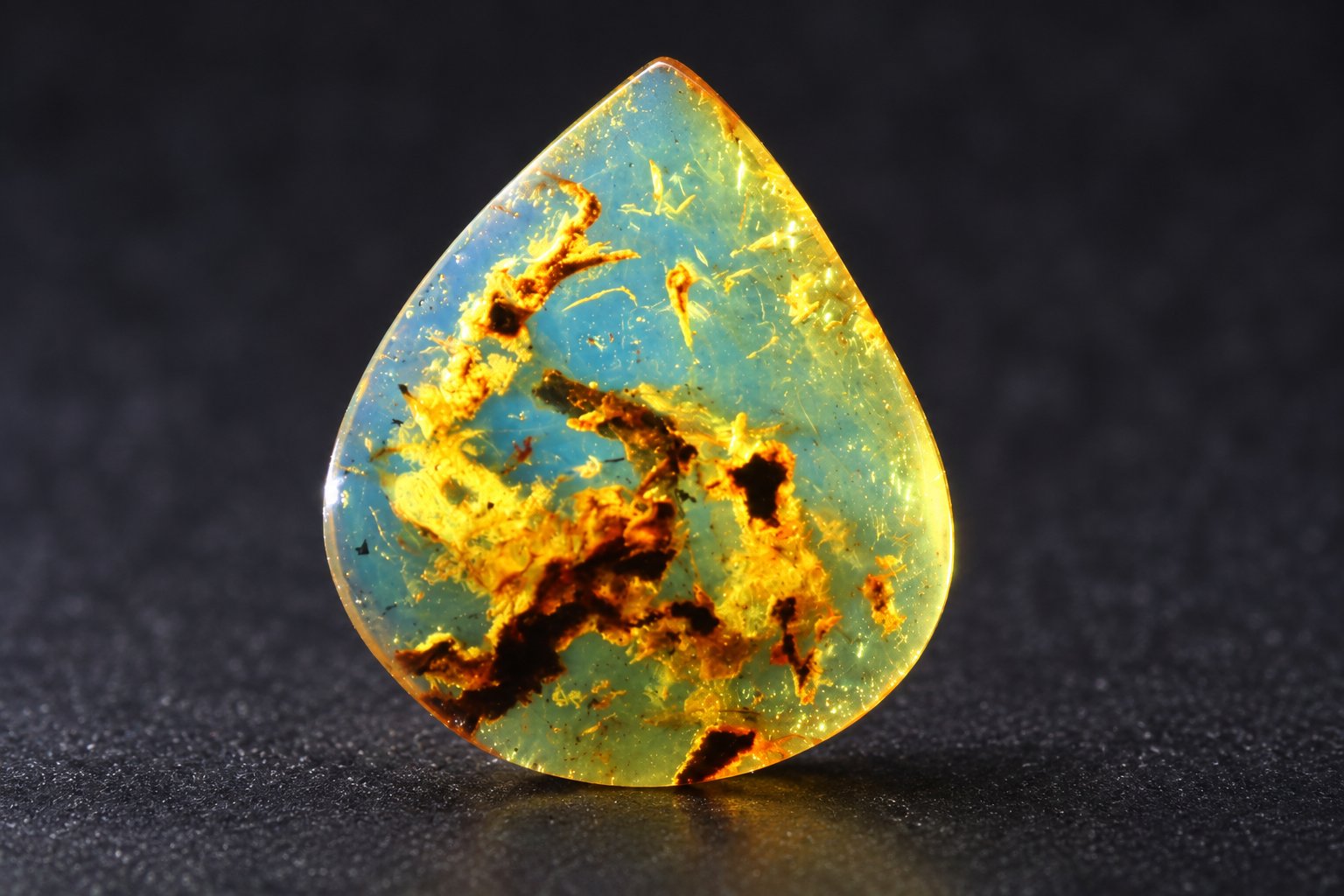 Genuine deep blue polished Dominican amber – photo 8