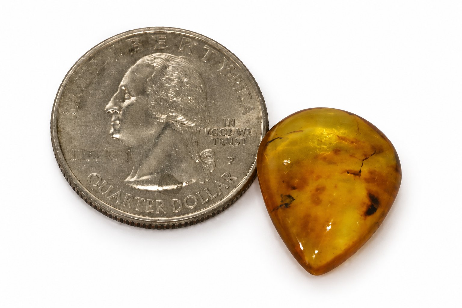 Genuine yellow blue polished Dominican amber – photo 6