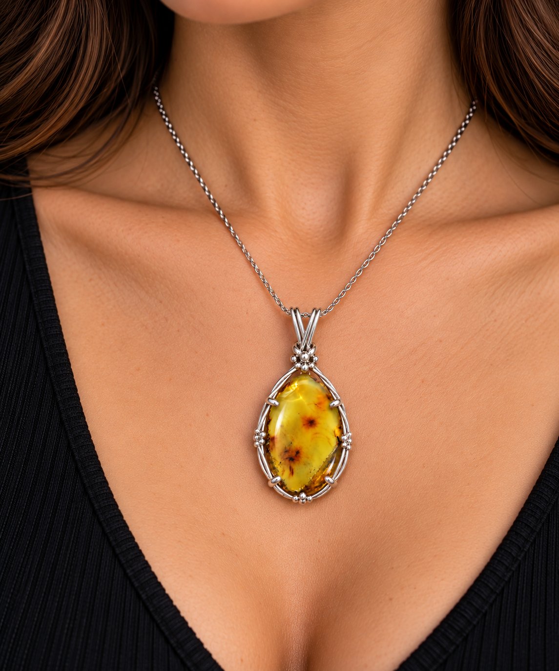 Earth mined olive green polished Dominican amber 28mm – photo 2