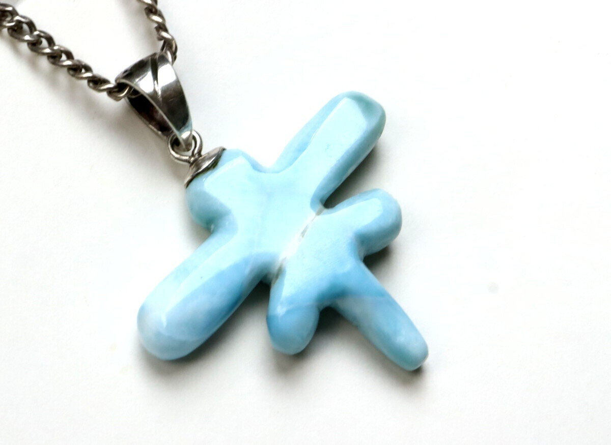 Exquisite 2inch Natural Sky Blue Larimar .925 Sterling Silver Dragonfly Pendant – photo 10