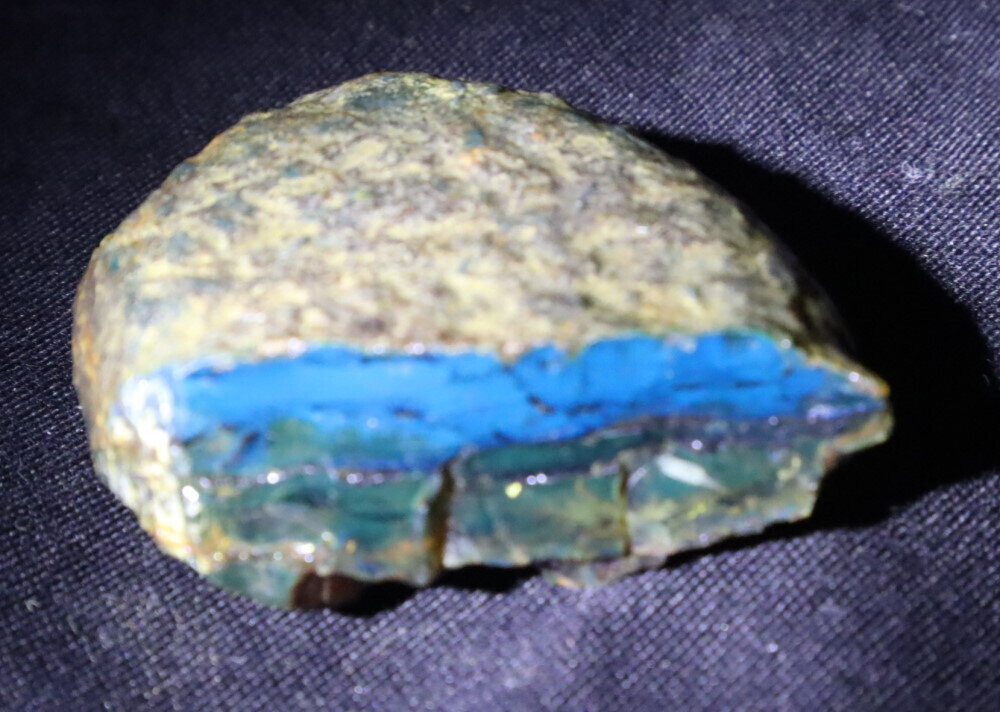 Charming Design Natural Dominican Green Blue Amber Rough Specimen 46mm 100CT – photo 4