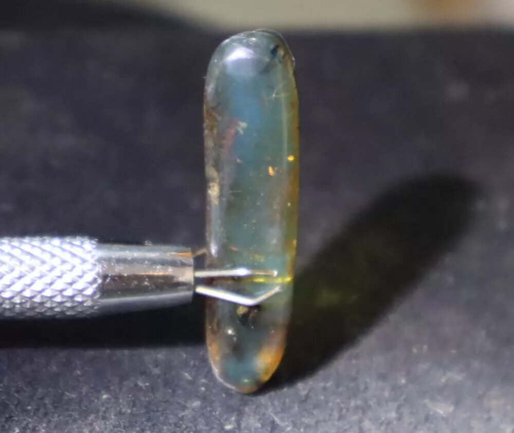 Charming Design Natural Dominican Clear Light Blue Amber Polished Stone 33mm – photo 5