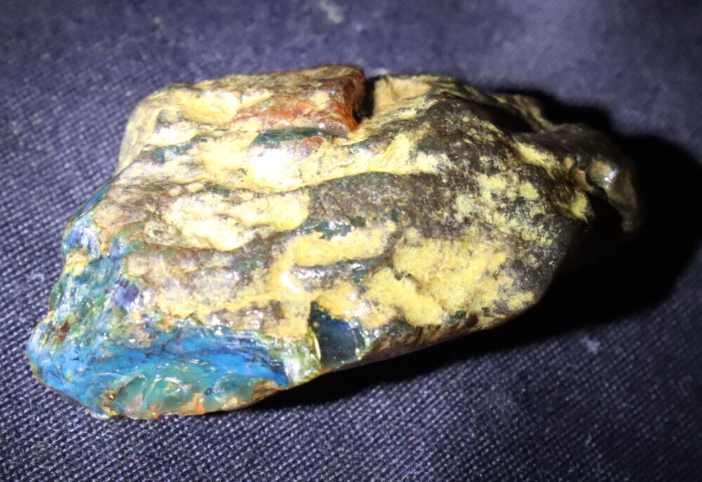 Exquisite Natural Dominican Clear Sky Blue Amber Rough Specimen 57mm 25g – photo 6