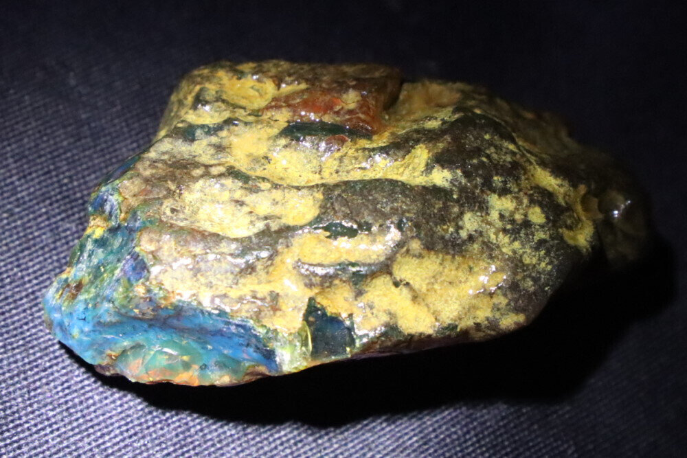 Exquisite Natural Dominican Clear Sky Blue Amber Rough Specimen 57mm 25g – photo 8