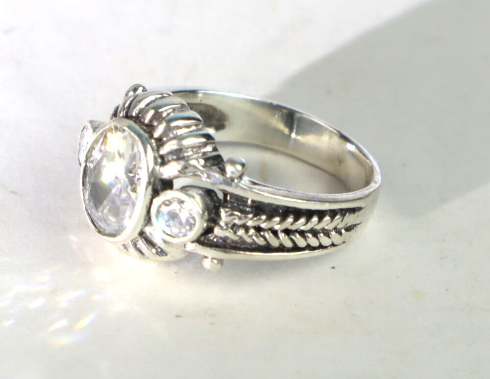 Impressive Clear Faceted Cubic Zirconia .925 Sterling Silver Ring #8 – photo 8