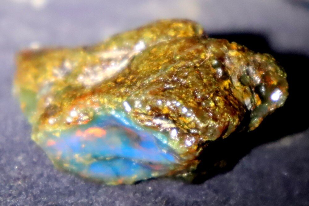 Exquisite Natural Dominican Clear Sky Blue Amber Rough Specimen 48mm 10g – photo 10