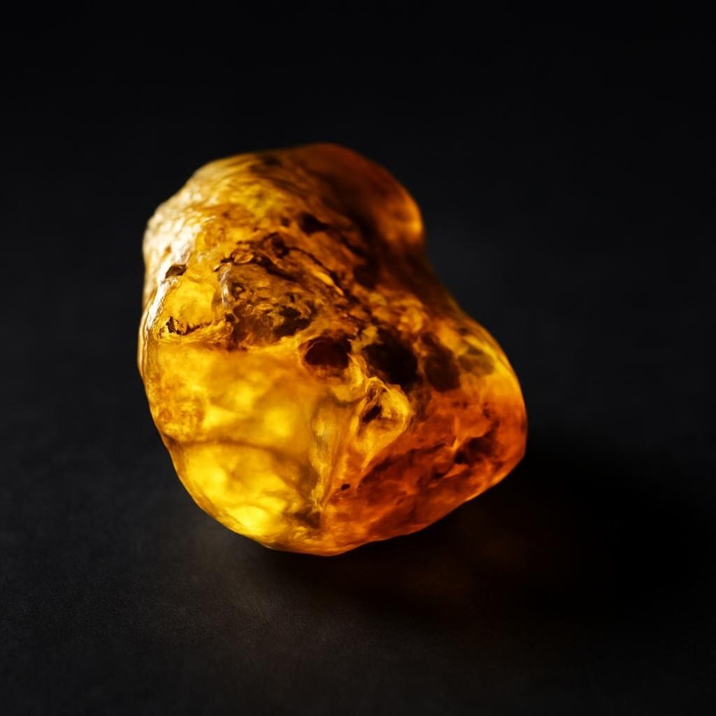 Beautiful Orange Green Dominican Amber Rough Specimen Chunk 54mm 18.5g – photo 7