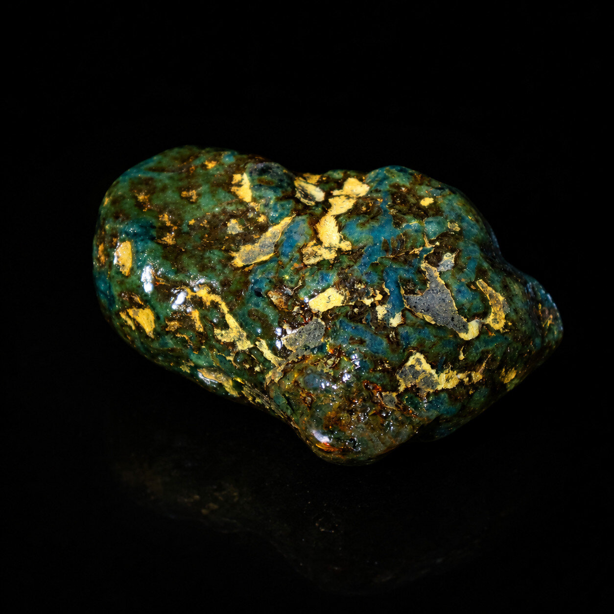 Elegant Fine Green Blue Dominican Amber Rough Specimen Chunk 67mm 47.3g – photo 11