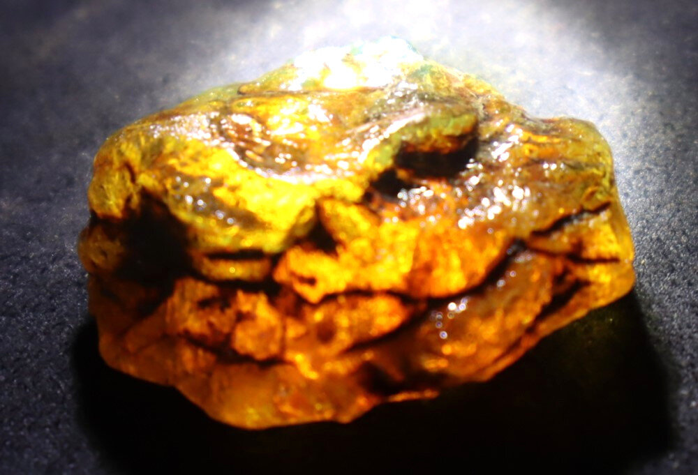 Exquisite Natural Dominican Clear Deep Yellow Amber Rough Specimen 37mm 8.6g – photo 3